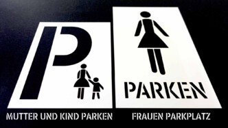Schablone Frauen-Parken