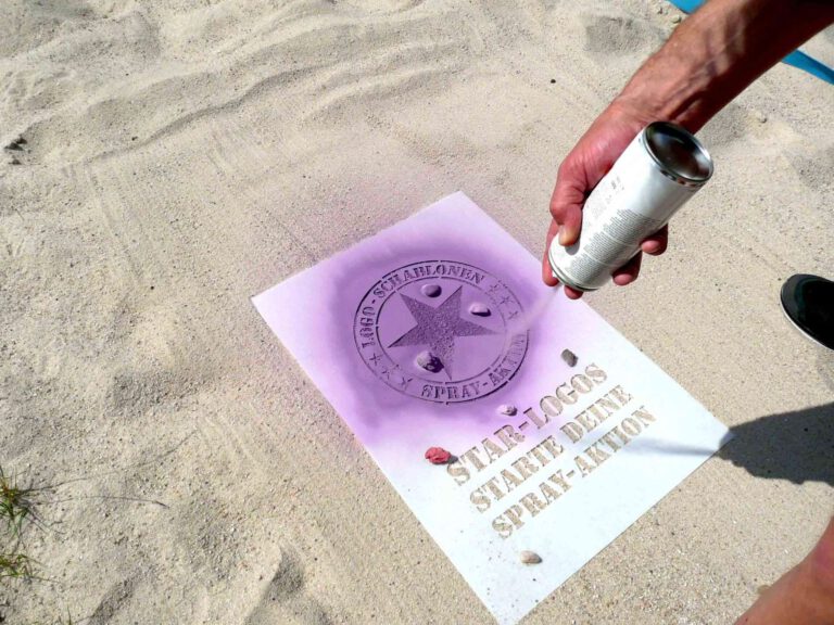 Kreidespray-Aktion am Strand:
