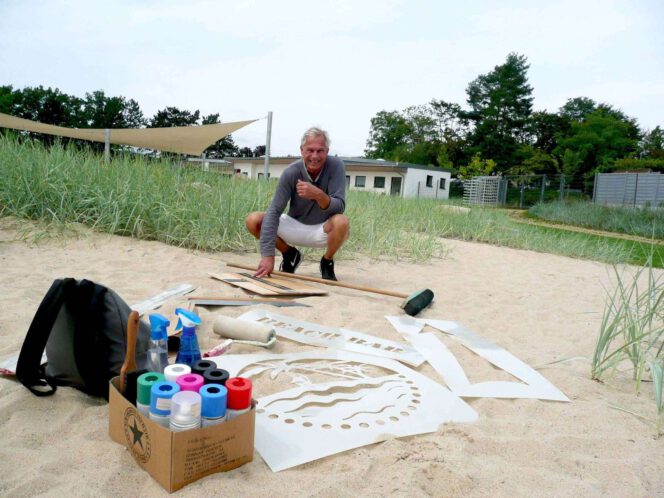 Kreidespray-Aktion am Strand Vorbereitungen